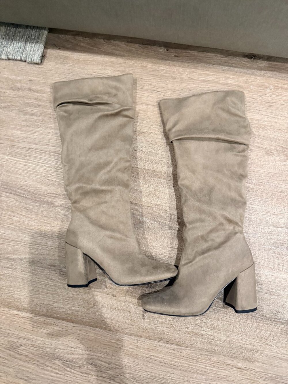 Steve Madden Suede Boots -Size 6.5